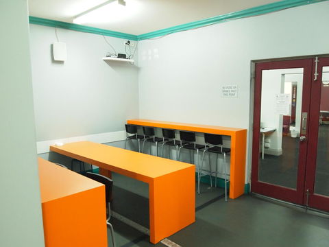 The Emperors Crown Hostel - Accommodation 4U 43