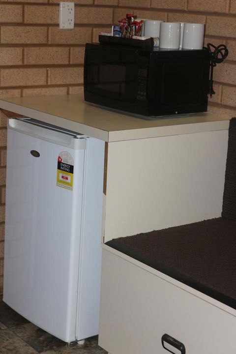 Carnarvon Motel - Accommodation 4U 15