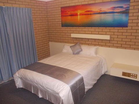 Carnarvon Motel - Accommodation 4U 33