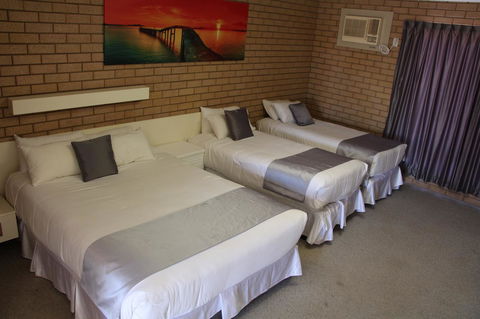 Carnarvon Motel - Accommodation 4U 20