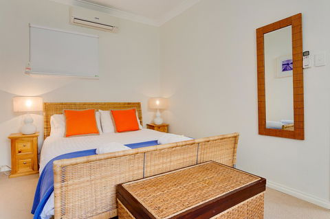Cottesloe Beach House I - Accommodation 4U 5