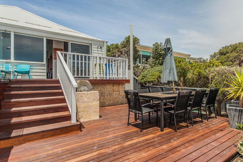Cottesloe Beach House I - Accommodation 4U 8