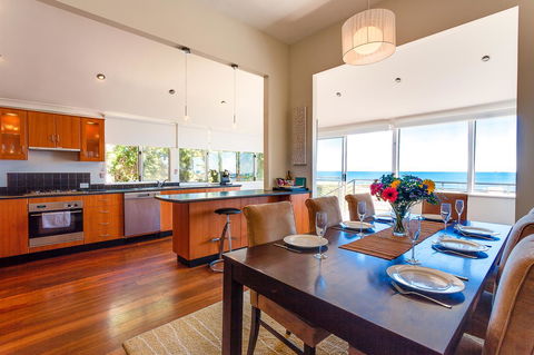 Cottesloe Beach House I - Accommodation 4U 3
