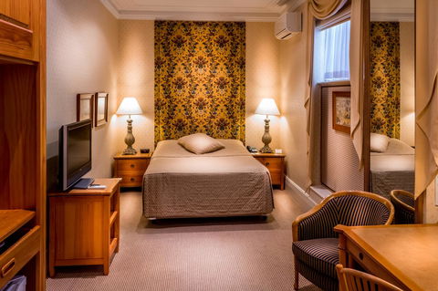 European Hotel - Accommodation 4U 11