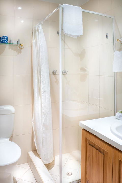 European Hotel - Accommodation 4U 33