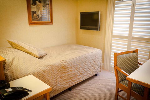 European Hotel - Accommodation 4U 34