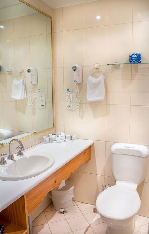 European Hotel - Accommodation 4U 18