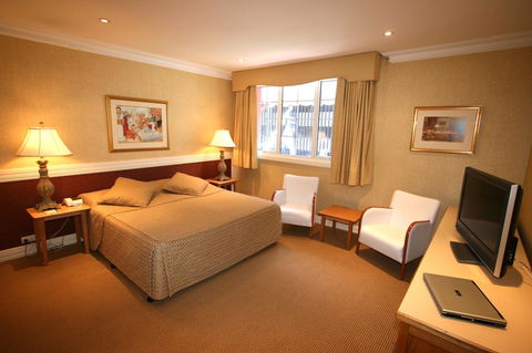 European Hotel - Accommodation 4U 2