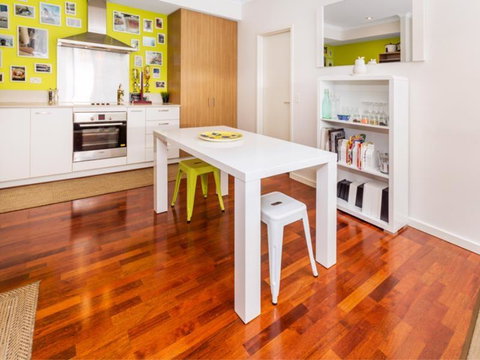 Home Apartment - Perth City Centre - Free WiFi - Accommodation 4U 10