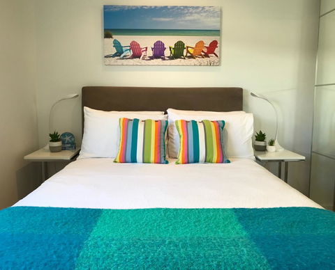 Cottesloe Beachfront Ocean View Apartment - Accommodation 4U 9