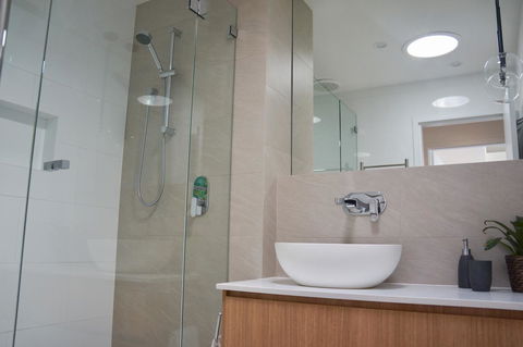 Cottesloe Beachfront Ocean View Apartment - Accommodation 4U 15