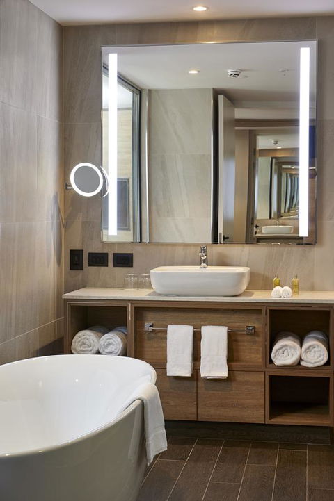 Doubletree By Hilton Perth Northbridge - Accommodation 4U 17