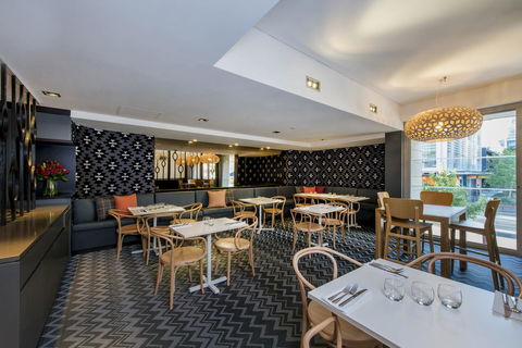 Oaks Perth Hotel - Accommodation 4U 42