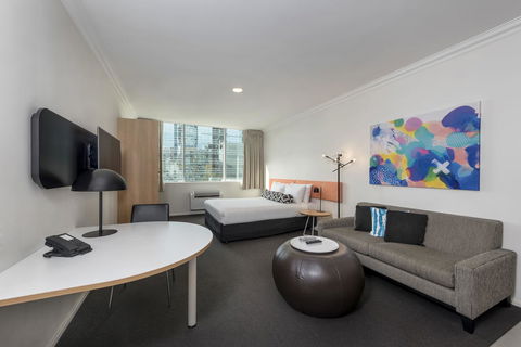 Oaks Perth Hotel - Accommodation 4U 0