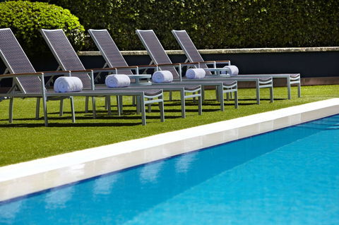 Residence On Langley Park - Accommodation 4U 7