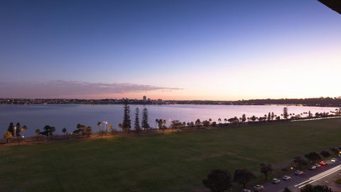 Crowne Plaza Perth, An IHG Hotel - Accommodation 4U 1