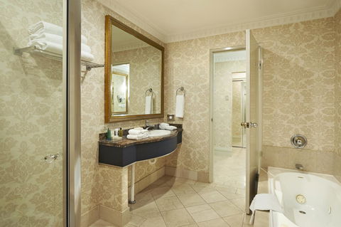 Parmelia Hilton Perth - Accommodation 4U 5