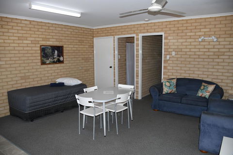 Kalbarri Seafront Villas - Accommodation 4U 15