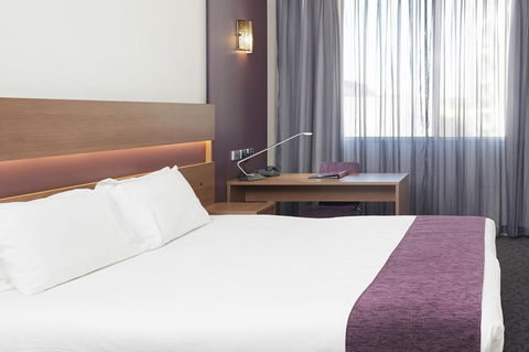 Quality Hotel Ambassador Perth - Accommodation 4U 5