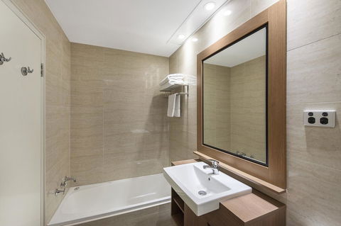 Quality Hotel Ambassador Perth - Accommodation 4U 13