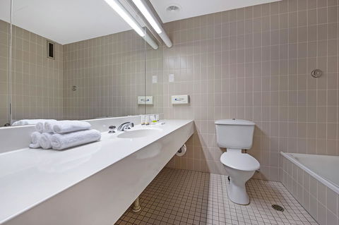 Quality Hotel Ambassador Perth - Accommodation 4U 28