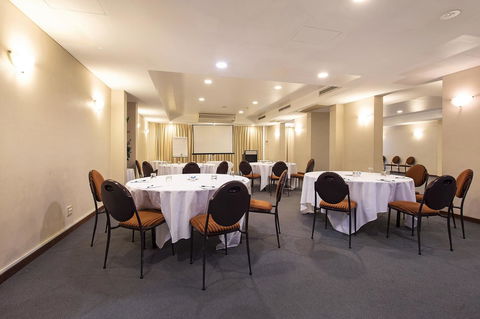 Quality Hotel Ambassador Perth - Accommodation 4U 32