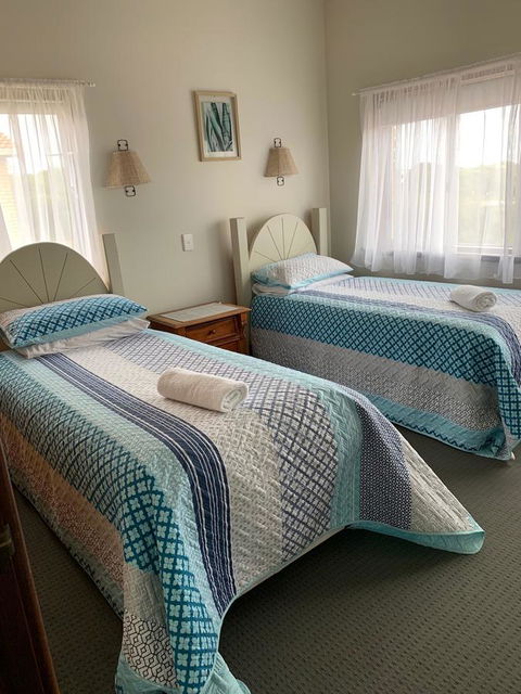 Beachside Prevelly Villas - Accommodation 4U 23