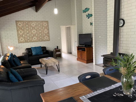 Beachside Prevelly Villas - Accommodation 4U 4