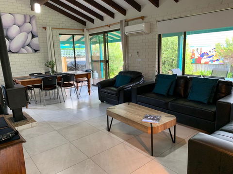 Beachside Prevelly Villas - Accommodation 4U 3