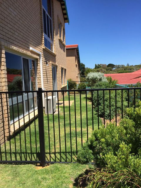 Beachside Prevelly Villas - Accommodation 4U 33