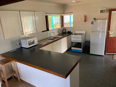 Beachside Prevelly Villas - Accommodation 4U 14