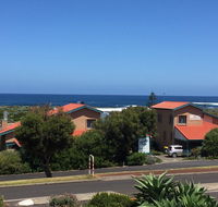 Beachside Prevelly Villas - Accommodation 4U