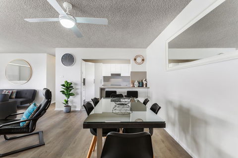 Laman Lodge, Unit 2, 15 Laman Street - Accommodation 4U 5