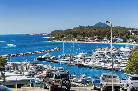 Laman Lodge, Unit 2, 15 Laman Street - Accommodation 4U 15