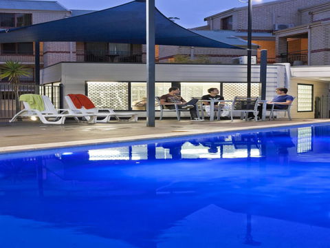 Mont Clare Boutique Apartments - Accommodation 4U 1