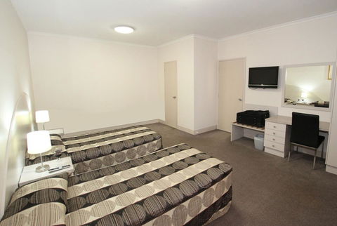 Comfort Inn & Suites Goodearth Perth - Accommodation 4U 25