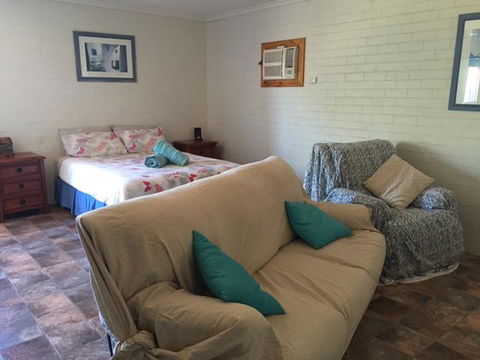 Surf Shack - Accommodation 4U 4