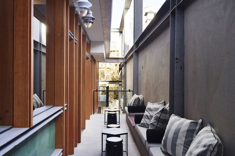 Alex Hotel - Accommodation 4U 24