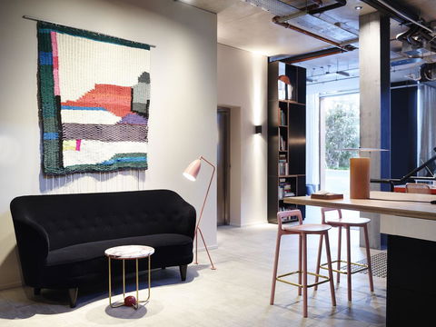Alex Hotel - Accommodation 4U 14
