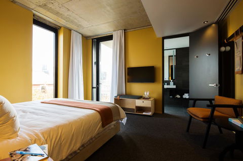 Alex Hotel - Accommodation 4U 23