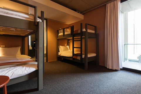 Alex Hotel - Accommodation 4U 35