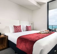 Ramada by Wyndham VetroBlu Scarborough Beach - Accommodation 4U