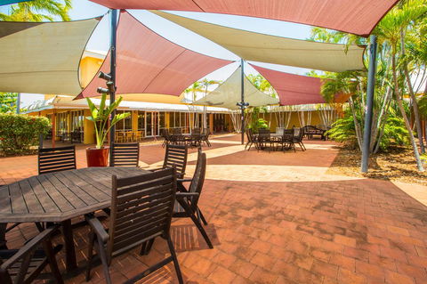 The Continental Hotel - Accommodation 4U 24