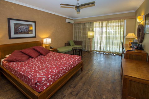 The Continental Hotel - Accommodation 4U 1