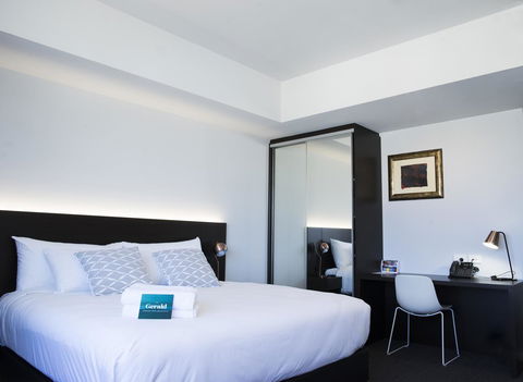 The Gerald Apartment Hotel - Accommodation 4U 37