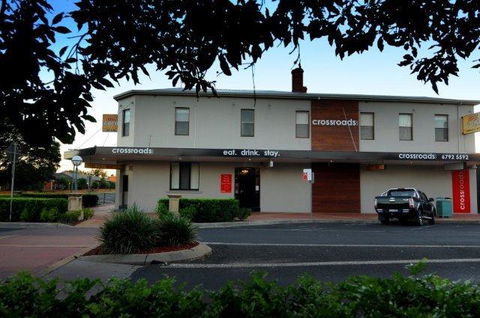 Crossroads Hotel - Accommodation 4U 18