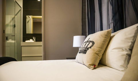 Crossroads Hotel - Accommodation 4U 20