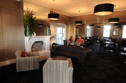 Crossroads Hotel - Accommodation 4U 30