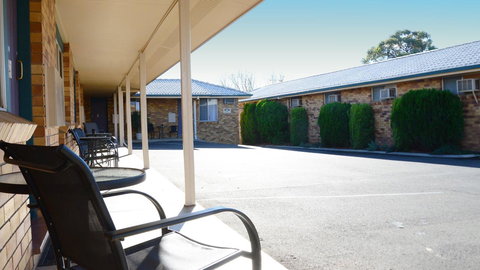 Almond Inn - Accommodation 4U 23