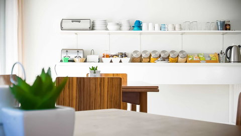 Almond Inn - Accommodation 4U 9